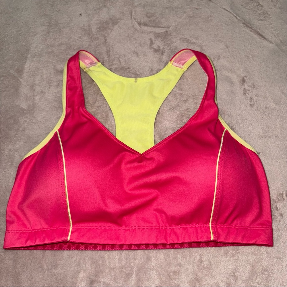 Moving comfort sport bra size L